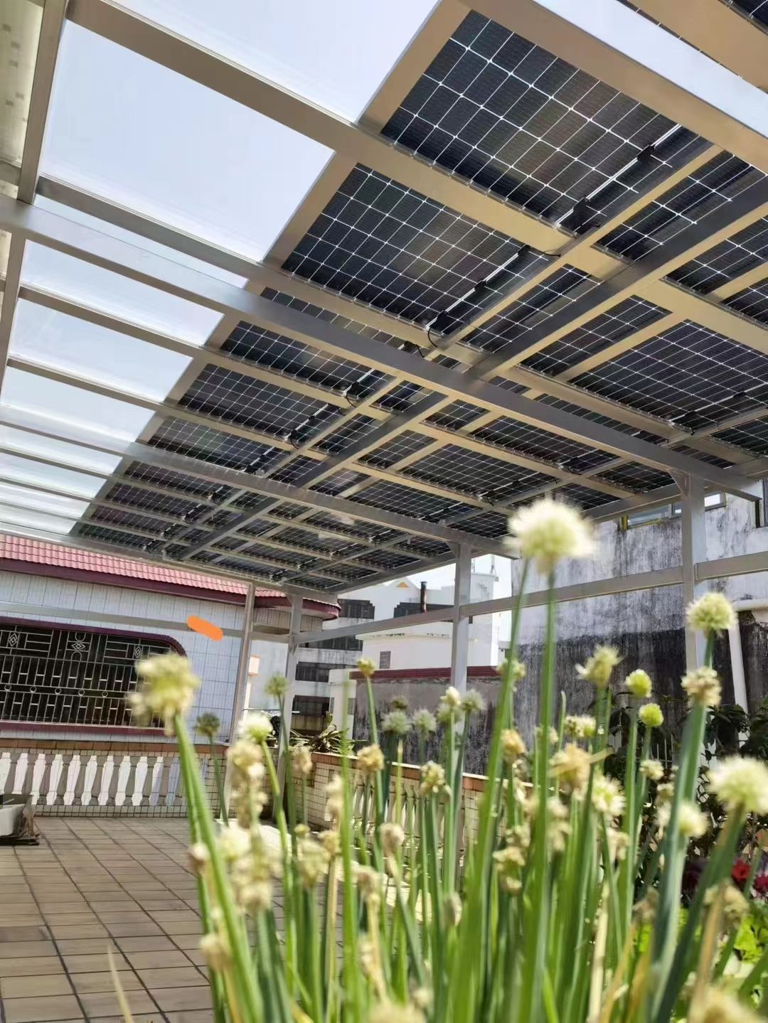 公主岭别墅家用屋顶太阳能发电系统安装